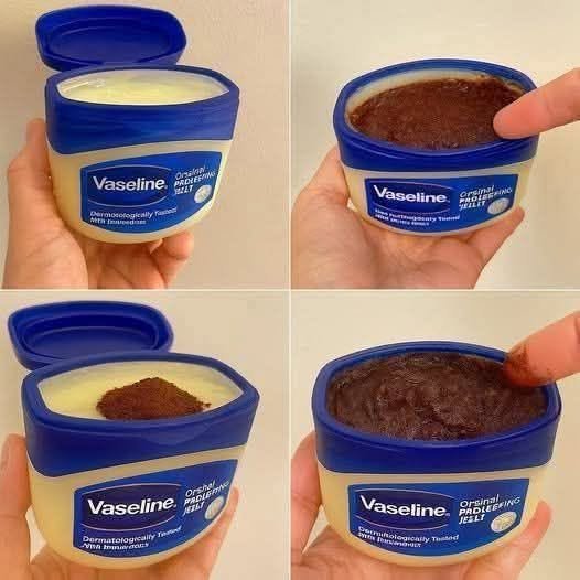 ☕ Vaseline & Coffee Skin Scrub (DIY)