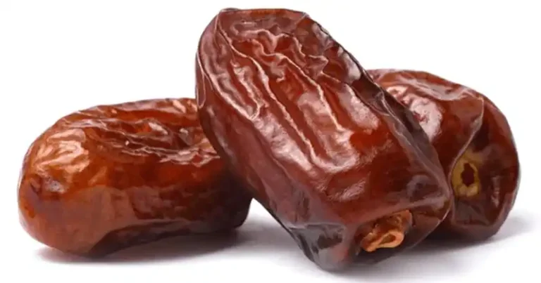 The Incredible Benefits of Dates: A Nutrient-Packed Superfood