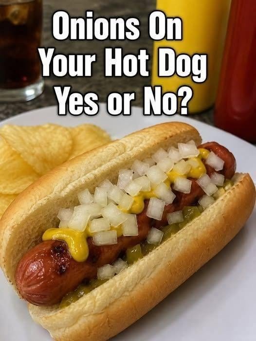CHILI CHEESE CONEY