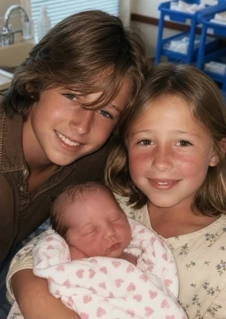 He became a dad at 13, while she became a mom at 13, but wait until you see what the youngest parents look like now.